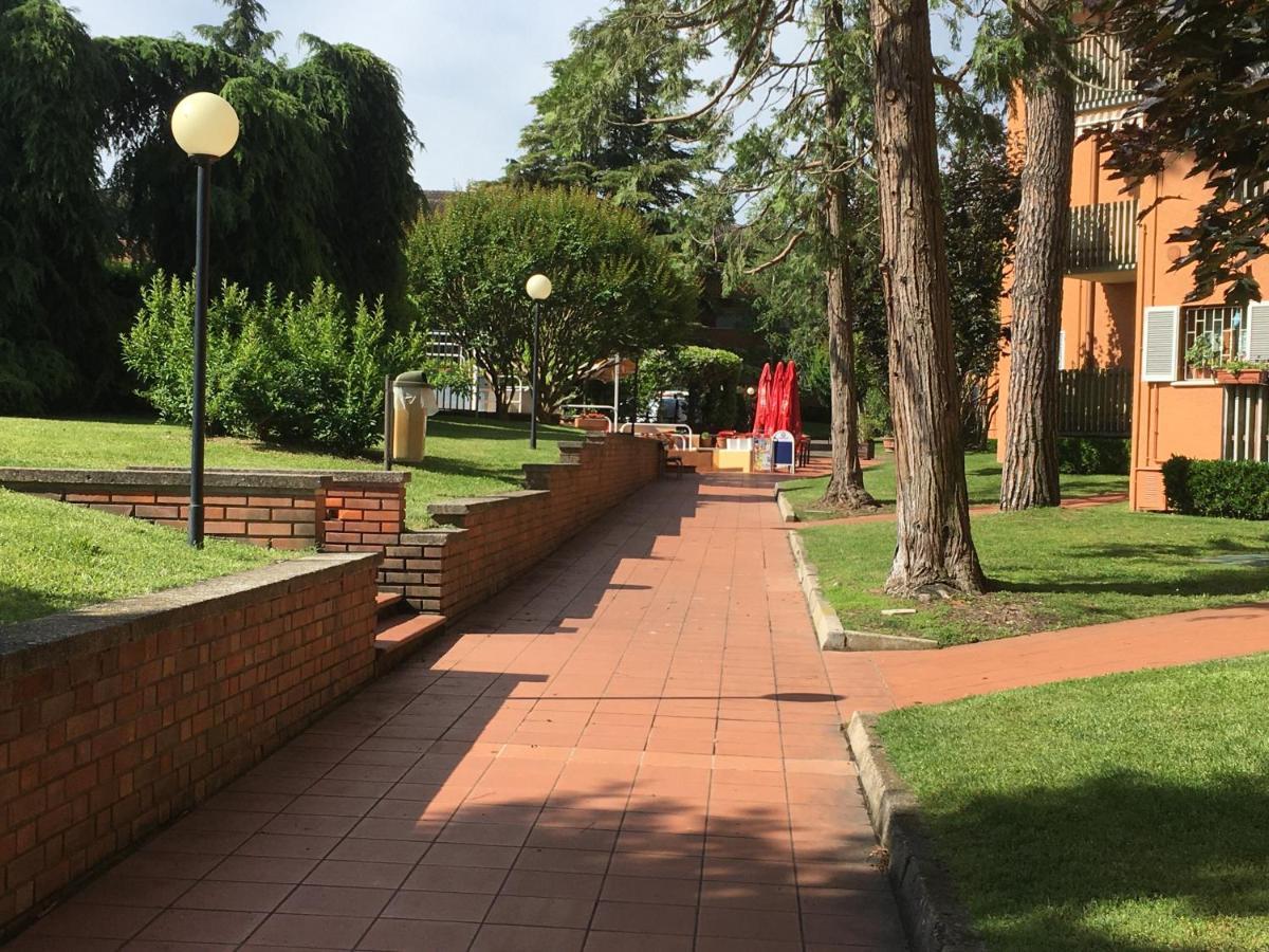 Residenza Cappuccini Aparthotel Peschiera del Garda Exterior photo